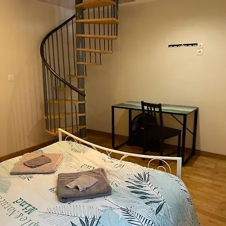 Tres Beau Loft 4 Personnes A Deux Pas De La *